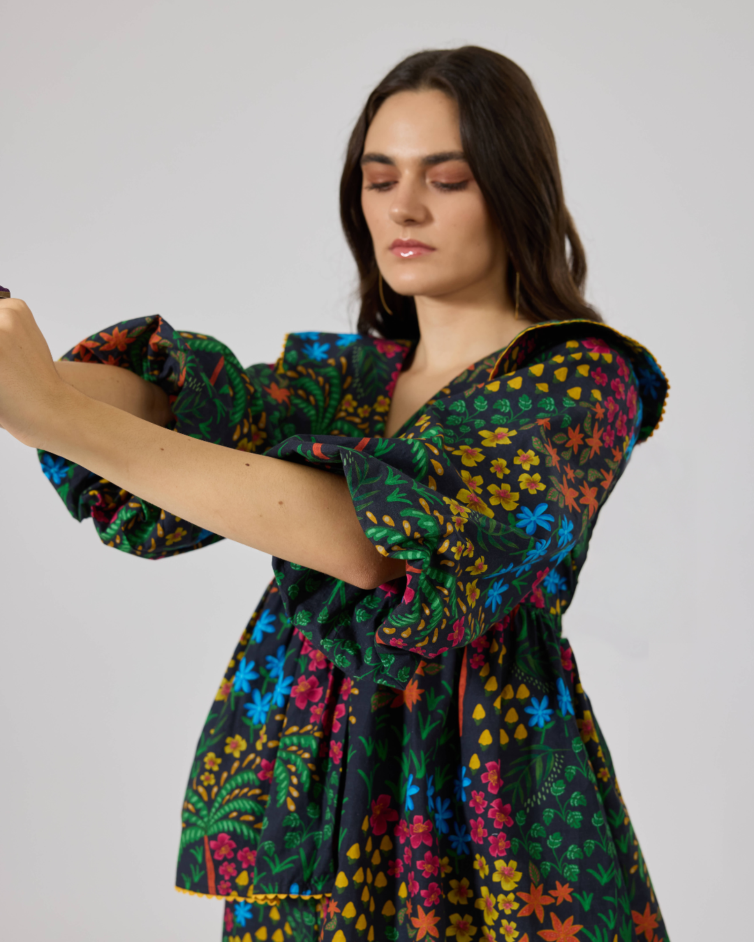 FLORILEGIA WRAP TOP FLORIDO BLACK